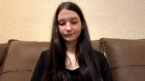 Aurora 18yo online show from March 2026 09:36:02 AM