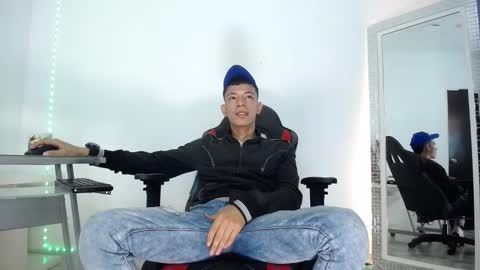 Snapshot of favel_gomez7 chatting on December 2024 01:03:01 PM Favel Gomez online show from December 2024 01:03:01 PM