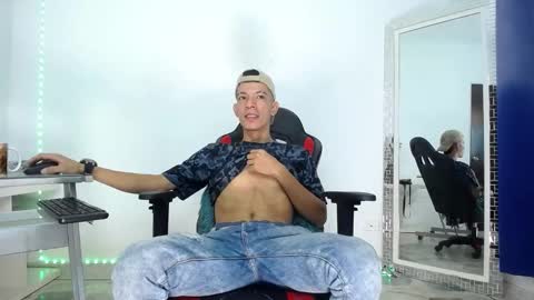 Snapshot of favel_gomez7 chatting on December 2024 01:28:01 PM Favel Gomez online show from December 2024 01:28:01 PM