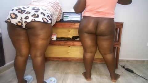 favgal online show from February 2025 04:35:01 AM