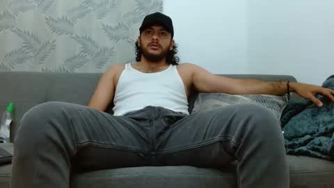 favid95 online show from October 2025 12:34:02 PM