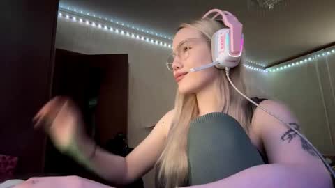 Melissa online show from February 2026 12:01:01 PM