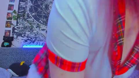 Snapshot of fearlessdiva_x chatting on November 2025 02:56:02 AM Diva online show from November 2025 02:56:02 AM