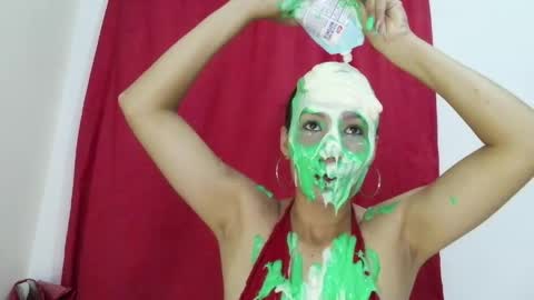 feetbynic37 online show from May 2026 09:53:01 PM