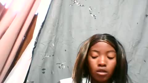 Snapshot of felice364342 chatting on May 2026 10:21:01 AM felice364342 online show from May 2026 10:21:01 AM