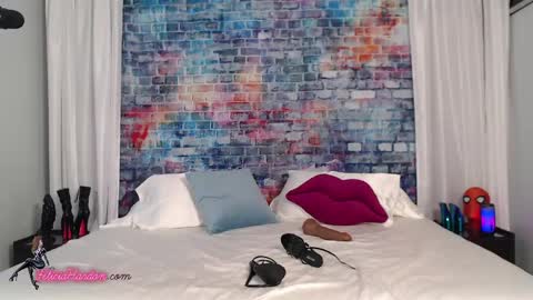 Felicia Hardon online show from May 2026 09:20:02 PM