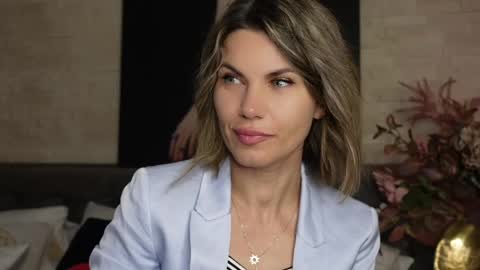 FeliciaKrige online show from May 2026 06:59:01 PM