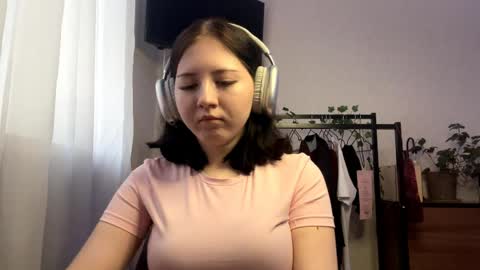 Candy online show from April 2026 01:58:02 PM