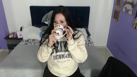 felina online show from January 2025 04:02:02 PM