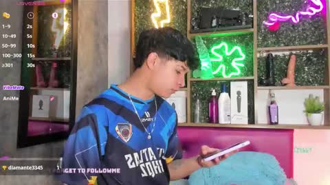 Snapshot of felipe_boy_18 chatting on September 2025 11:18:01 PM felipe_boy_18 online show from September 2025 11:18:01 PM