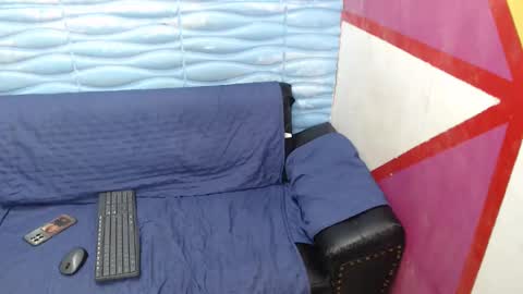 Snapshot of felipe_browns chatting on January 2025 01:08:01 PM Felipe Browns online show from January 2025 01:08:01 PM