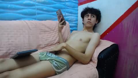 Snapshot of felipe_browns chatting on February 2025 04:14:02 PM Felipe Browns online show from February 2025 04:14:02 PM