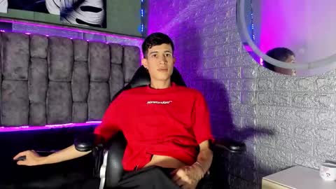 felipe fiire online show from April 2026 03:28:02 PM