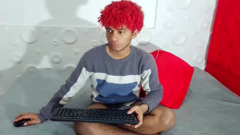 Snapshot of felipecams chatting on November 2025 03:39:01 AM andres felipe benitez online show from November 2025 03:39:01 AM