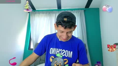 felipehotgonzalez online show from November 2025 01:33:02 PM