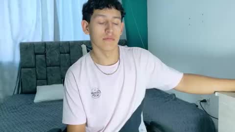 felipehotgonzalez online show from February 2026 12:42:02 PM