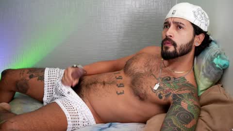 Snapshot of felix_candela chatting on December 2024 04:25:01 PM Felix Candela online show from December 2024 04:25:01 PM