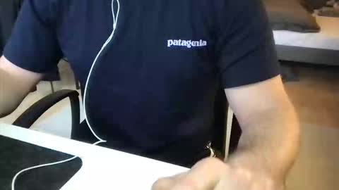 felixbreuer online show from February 2026 12:21:01 PM