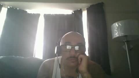 felixrlarios25 online show from June 2026 12:24:01 AM