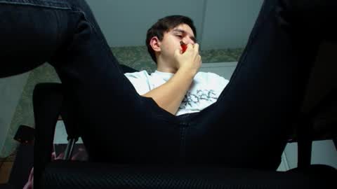 Snapshot of felixstark chatting on October 2025 04:40:01 AM FelixStark online show from October 2025 04:40:01 AM