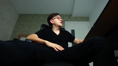 Snapshot of felixstark chatting on October 2025 04:12:02 AM FelixStark online show from October 2025 04:12:02 AM