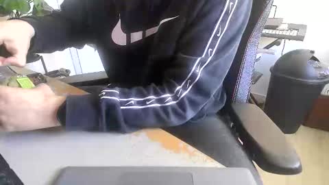 fem_alice_louis_dom online show from April 2026 07:58:01 AM