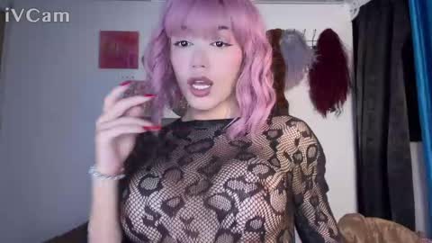 fem_boy6 online show from May 2026 06:52:01 AM