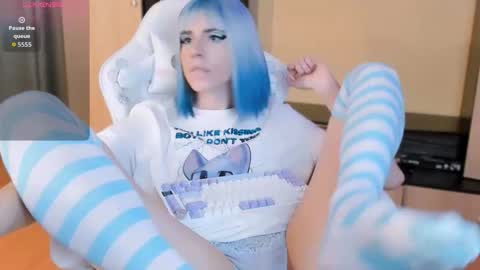 Alexa online show from November 2025 03:44:02 PM