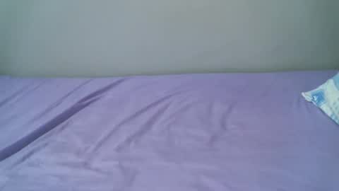 Snapshot of femaqueen chatting on November 2025 08:39:02 AM Navil online show from November 2025 08:39:02 AM