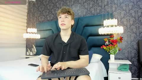 Femboy Max online show from March 2026 11:48:02 AM