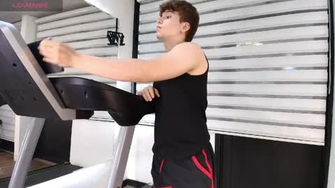 Femboy Max online show from May 2026 12:23:02 PM