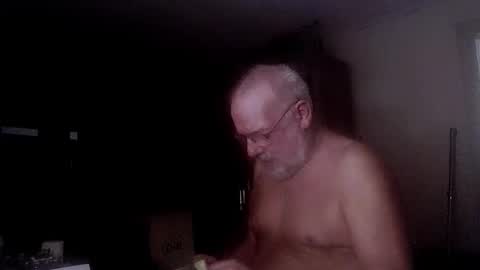 Snapshot of femdom_sub chatting on December 2024 11:04:01 PM femdom_sub online show from December 2024 11:04:01 PM
