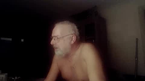 Snapshot of femdom_sub chatting on December 2024 01:51:01 AM femdom_sub online show from December 2024 01:51:01 AM