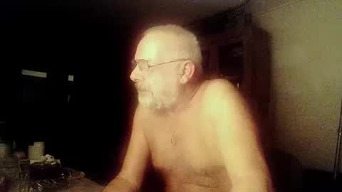 Snapshot of femdom_sub chatting on January 2025 02:43:02 AM femdom_sub online show from January 2025 02:43:02 AM