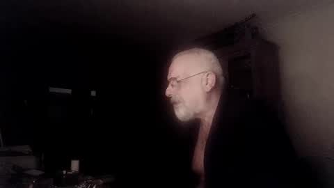 Snapshot of femdom_sub chatting on January 2025 05:52:01 AM femdom_sub online show from January 2025 05:52:01 AM
