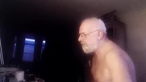 Snapshot of femdom_sub chatting on January 2025 07:07:02 AM femdom_sub online show from January 2025 07:07:02 AM