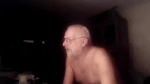 Snapshot of femdom_sub chatting on February 2025 05:00:01 AM femdom_sub online show from February 2025 05:00:01 AM