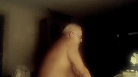 Snapshot of femdom_sub chatting on October 2025 01:56:01 AM femdom_sub online show from October 2025 01:56:01 AM