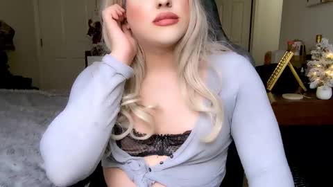this is justice tricia a bigelow. she was fucking my husband tom girardi online show from December 2024 08:26:02 PM