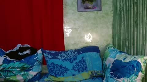 Snapshot of feminine_tsx chatting on December 2024 02:56:02 AM feminine_tsx online show from December 2024 02:56:02 AM