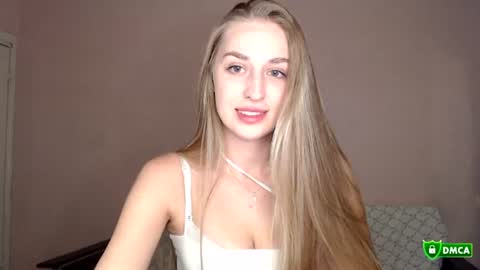 Femke online show from June 2026 08:00:01 PM
