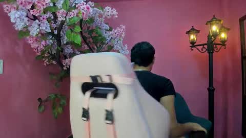 Noa online show from February 2026 02:20:02 PM