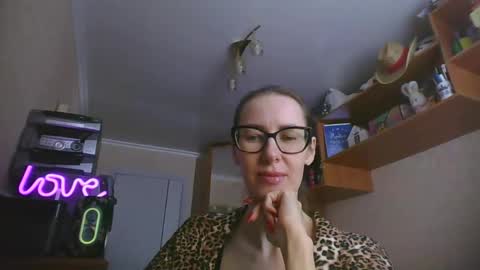 feraliss online show from February 2026 08:24:02 AM