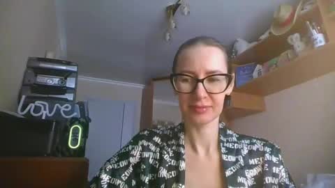 feraliss online show from March 2026 11:49:01 AM