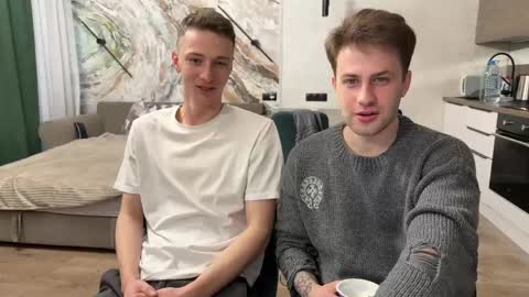 Snapshot of ferminlune chatting on April 2026 07:06:01 AM ferminlune online show from April 2026 07:06:01 AM