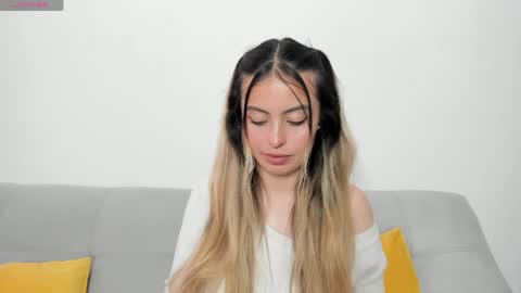fernanda  online show from May 2026 02:24:02 PM