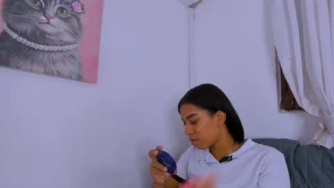 Snapshot of fernanda_brown01 chatting on October 2025 07:23:02 PM Fernanda online show from October 2025 07:23:02 PM