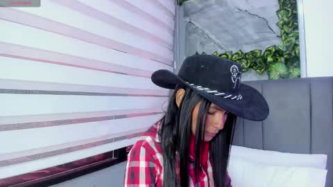 Snapshot of fernanda_liie_ chatting on October 2025 12:50:01 PM fernanda_liie_ online show from October 2025 12:50:01 PM
