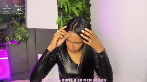 Snapshot of fernanda_liie_ chatting on October 2025 12:40:02 PM fernanda_liie_ online show from October 2025 12:40:02 PM