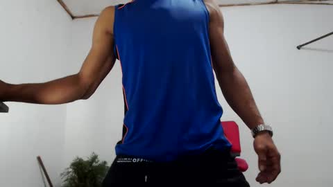 Snapshot of fernandez_latinblack chatting on December 2024 10:57:02 PM fernandez_latinblack online show from December 2024 10:57:02 PM